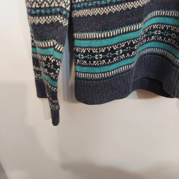 Croft and Barrow M Christmas Sweater pattern soft - Picture 7 of 8